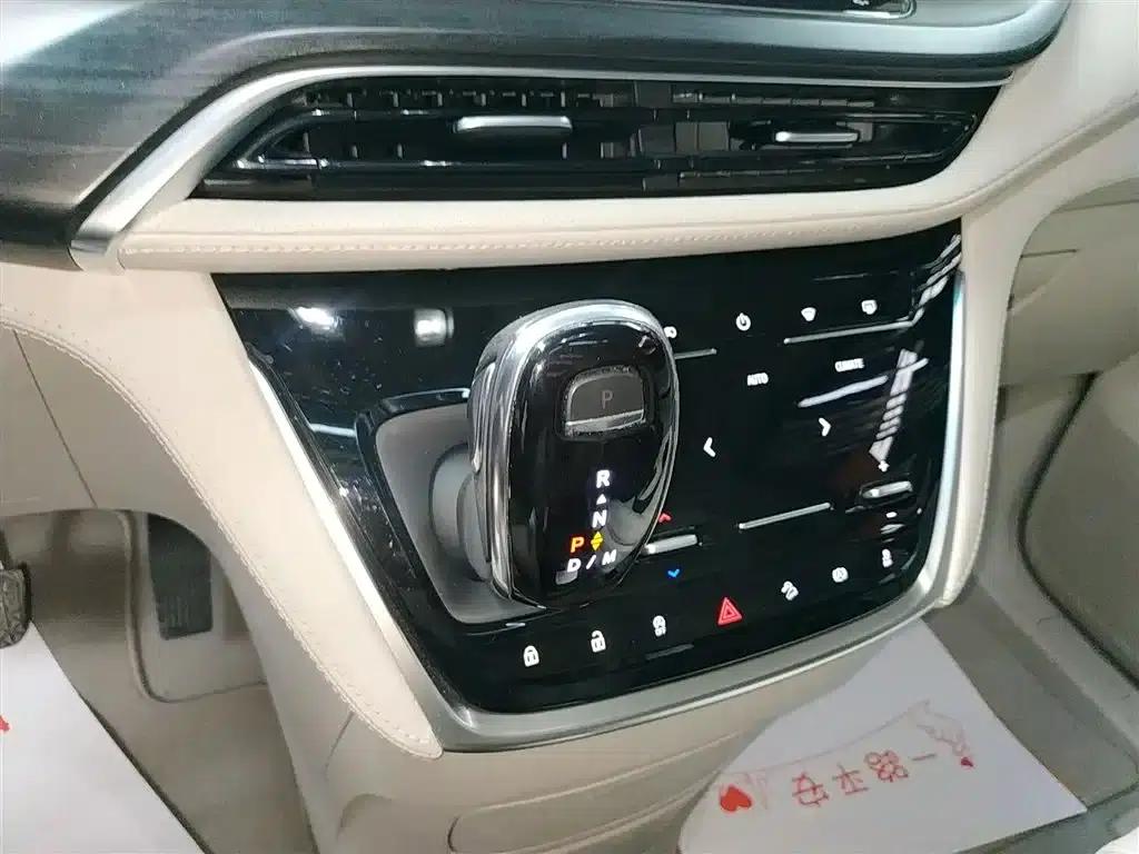 Buick GL8 2021 ES Avantgarde 653T Comfort — миниатюра 10