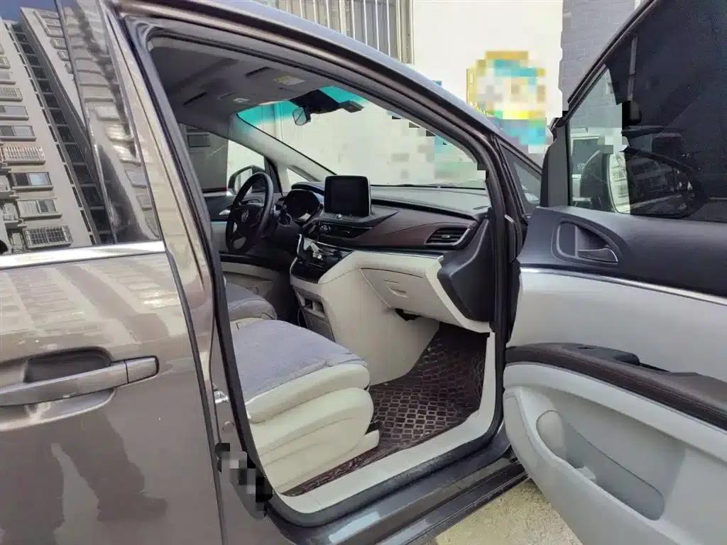 Buick GL8 2020 Land Business Class 652T Comfort — миниатюра 23
