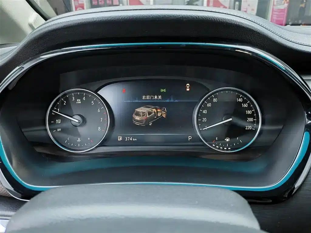 Buick GL8 2020 Land Business Class 652T Comfort — миниатюра 4