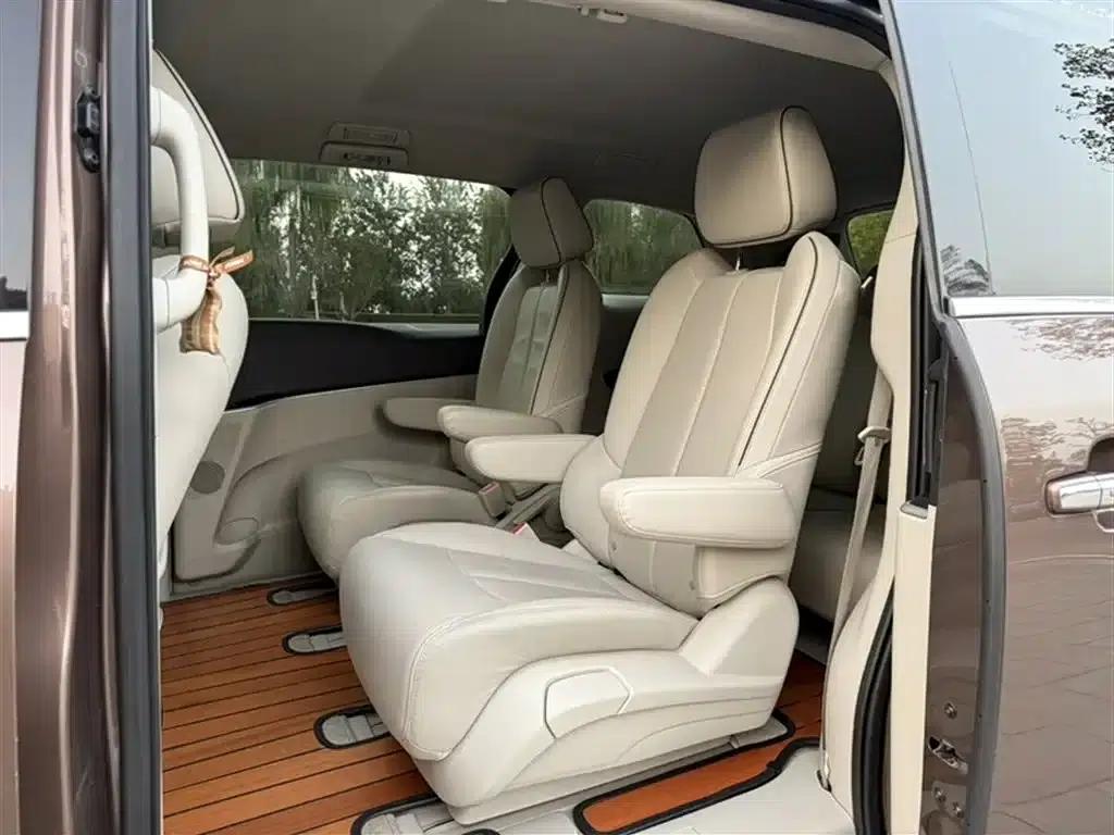 Buick GL8 2021 Land Business Class 652T Luxury — миниатюра 11
