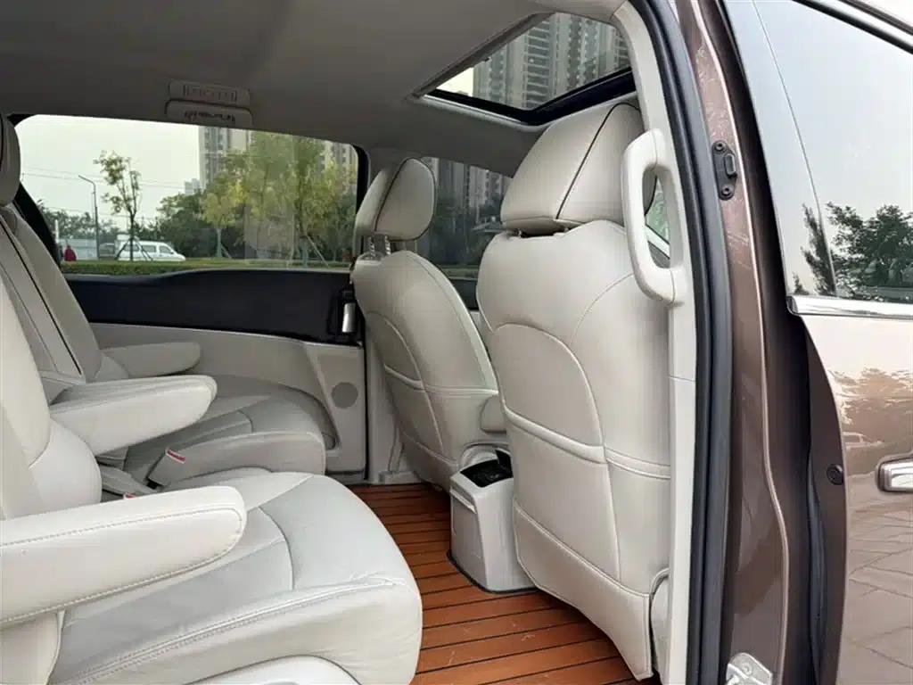 Buick GL8 2021 Land Business Class 652T Luxury — миниатюра 19