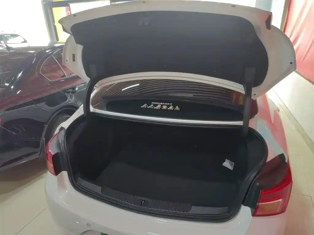 Buick Verano 2015 Sedan 15S Automatic Entry-Level — миниатюра 15