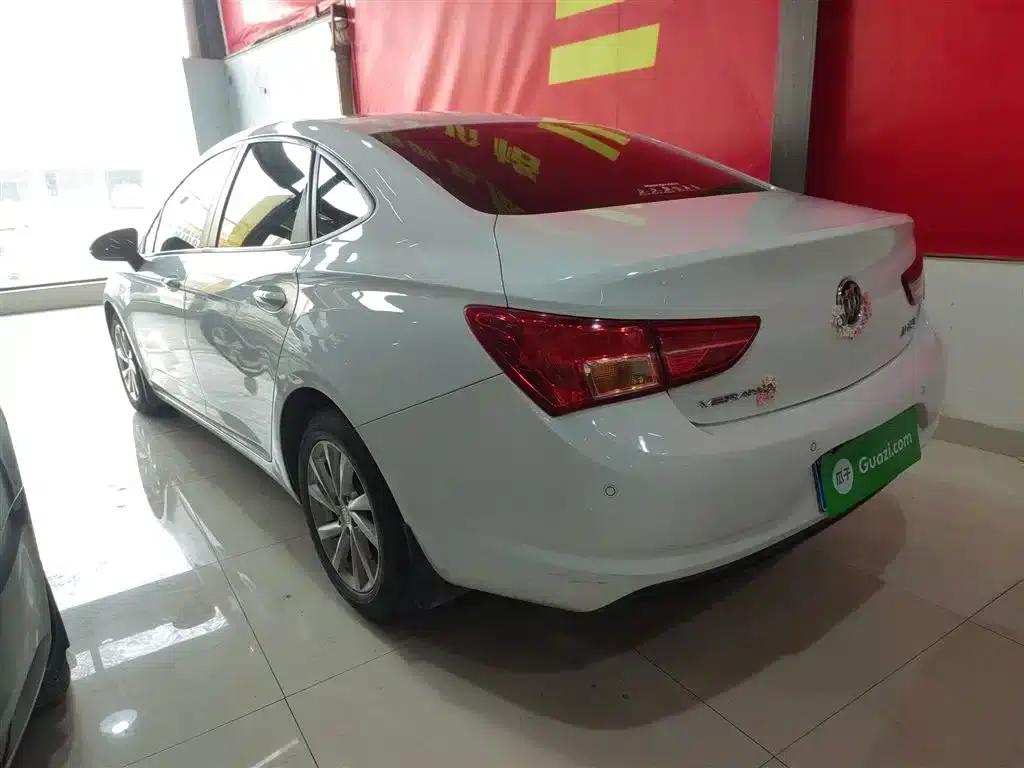 Buick Verano 2015 Sedan 15S Automatic Entry-Level — миниатюра 23