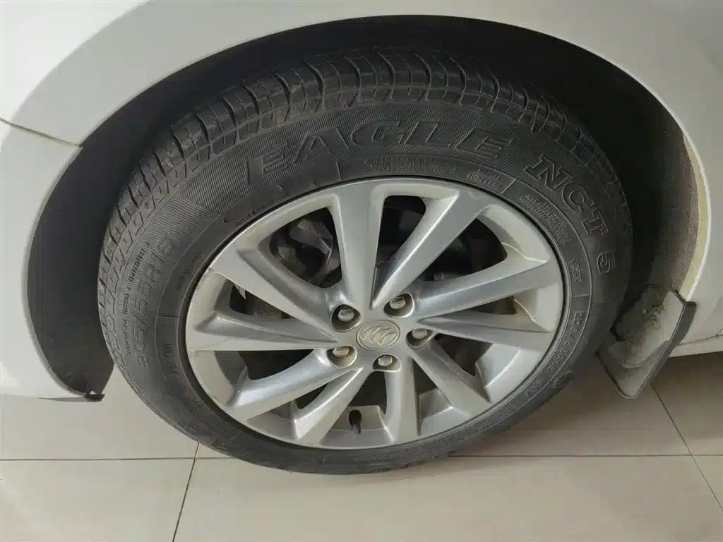 Buick Verano 2015 Sedan 15S Automatic Entry-Level — миниатюра 25