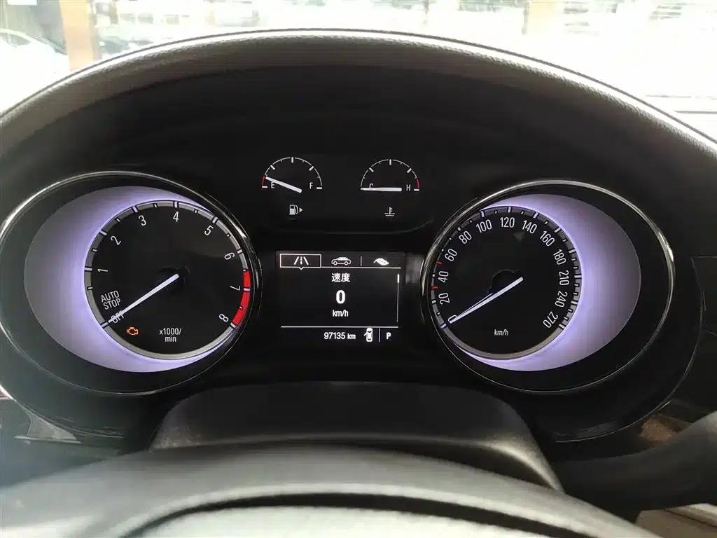Buick Verano 2015 Sedan 15S Automatic Entry-Level — миниатюра 12