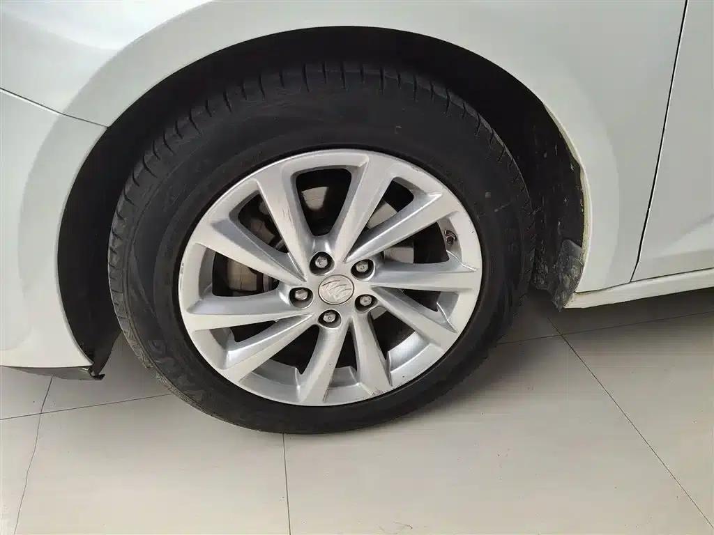 Buick Verano 2015 Sedan 15S Automatic Entry-Level — миниатюра 23