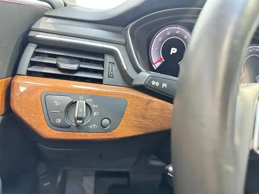 Audi A4L 2020 40 TFSI Luxury Elegance — миниатюра 10