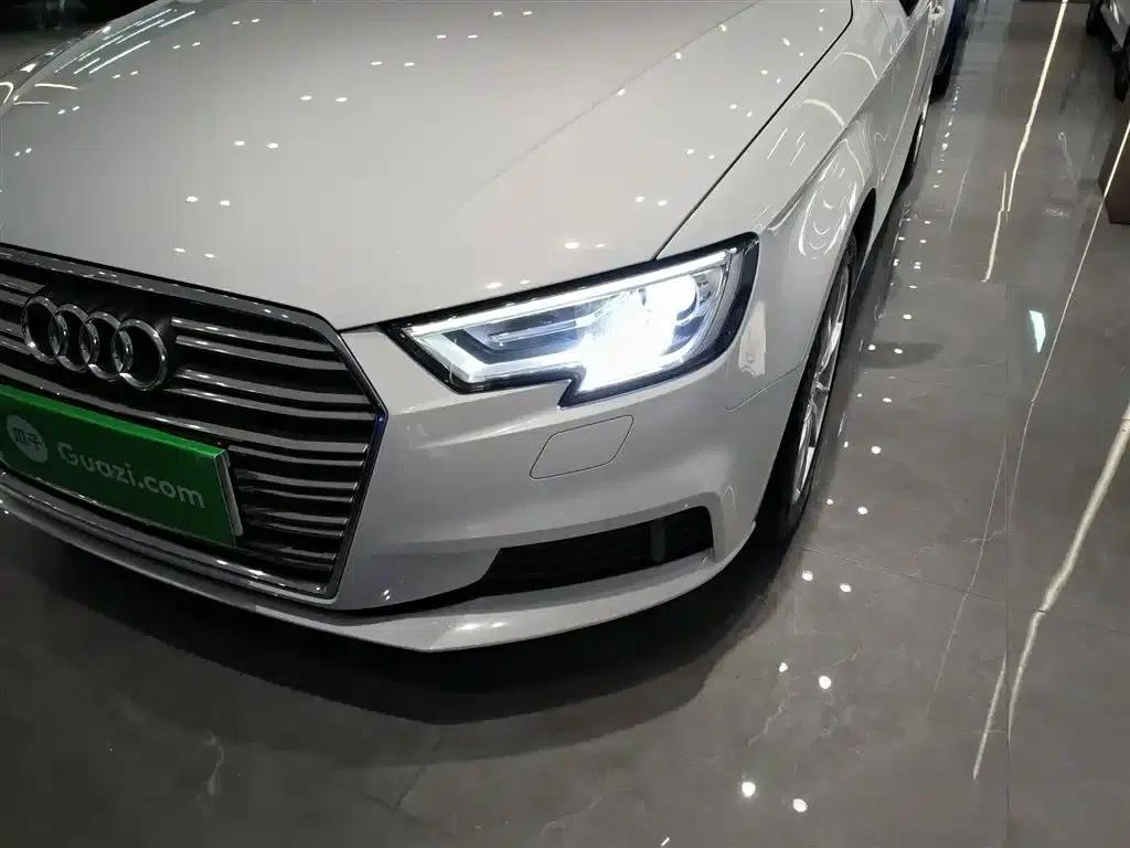Audi A3 2018 30th Anniversary Edition Sportback 35 TFSI Progressive — миниатюра 18
