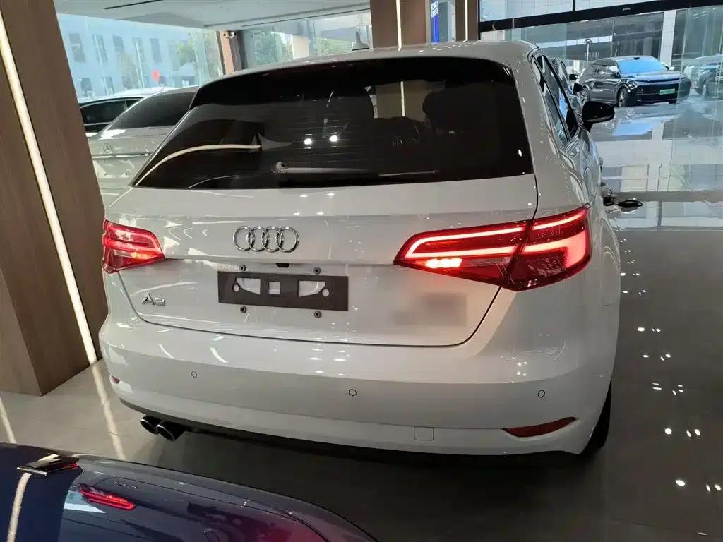 Audi A3 2018 30th Anniversary Edition Sportback 35 TFSI Progressive — миниатюра 4