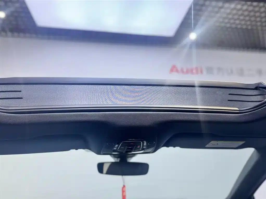 Audi Q5L 2025 40 TFSI Luxury Dynamic — миниатюра 16