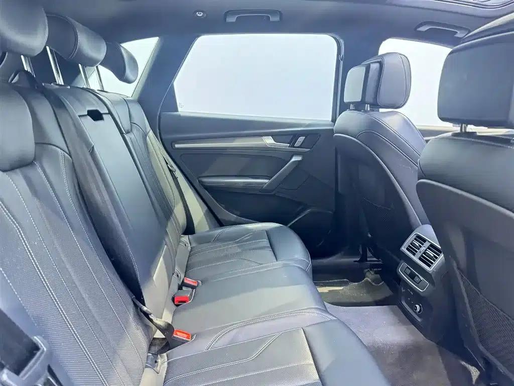 Audi Q5L 2025 40 TFSI Luxury Dynamic — миниатюра 8