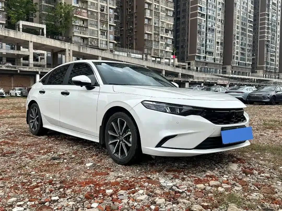 Stylish 2023 240TURBO CVT Deluxe Edition — миниатюра 3