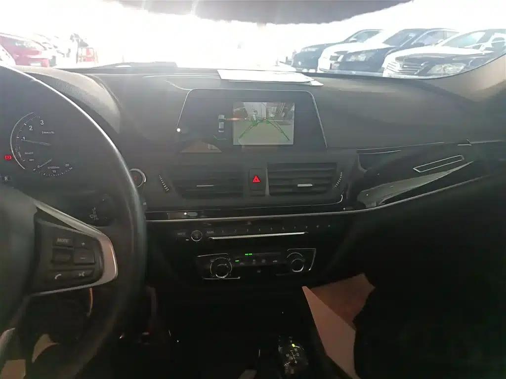 2018 BMW 1 Series Facelift 118i Sport — миниатюра 5