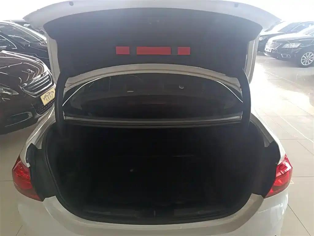 2018 BMW 1 Series Facelift 118i Sport — миниатюра 9