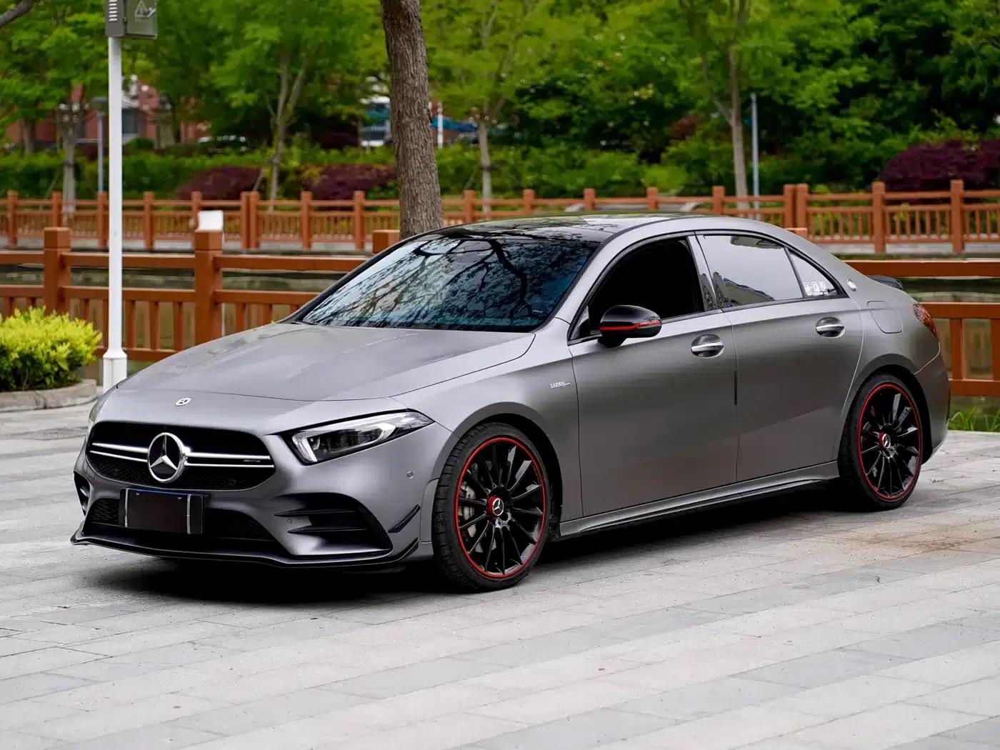 2021 Mercedes-Benz A-Class AMG A 35 L 4MATIC Midnight Edition — миниатюра 1