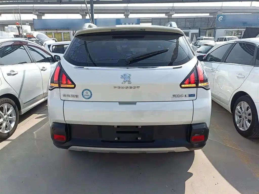 Peugeot 3008 2016 1.6THP Automatic Classic Edition — миниатюра 4