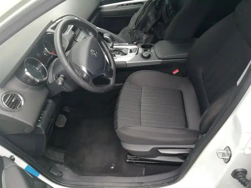 Peugeot 3008 2016 1.6THP Automatic Standard Edition — миниатюра 15