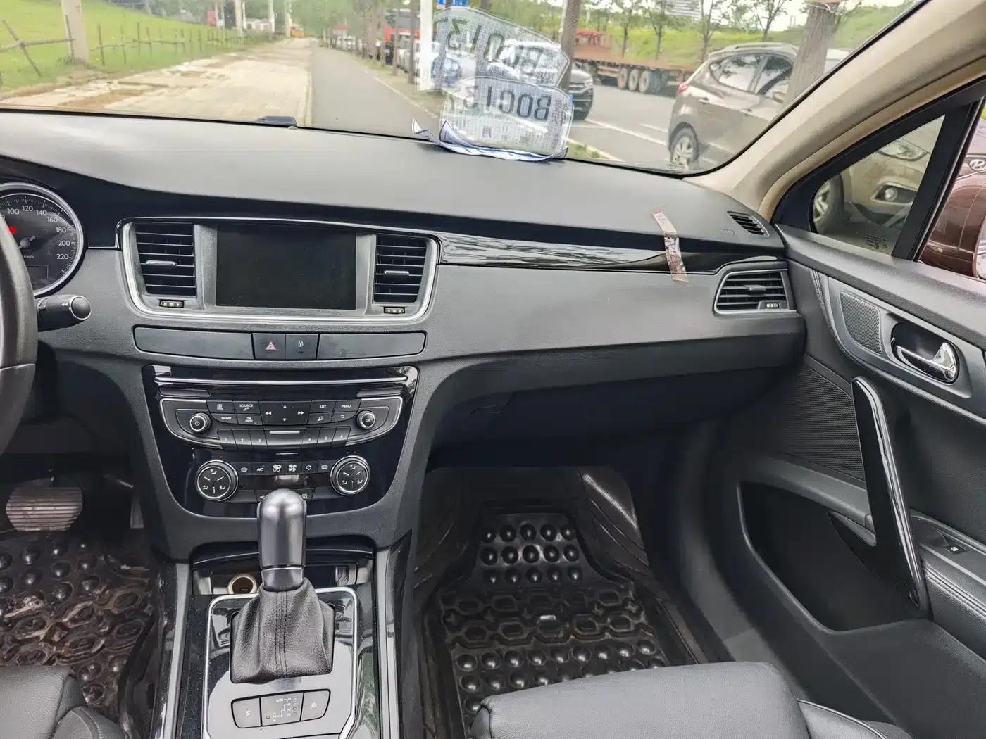 Peugeot 508 2015 1.6THP Automatic Premium Edition — миниатюра 13