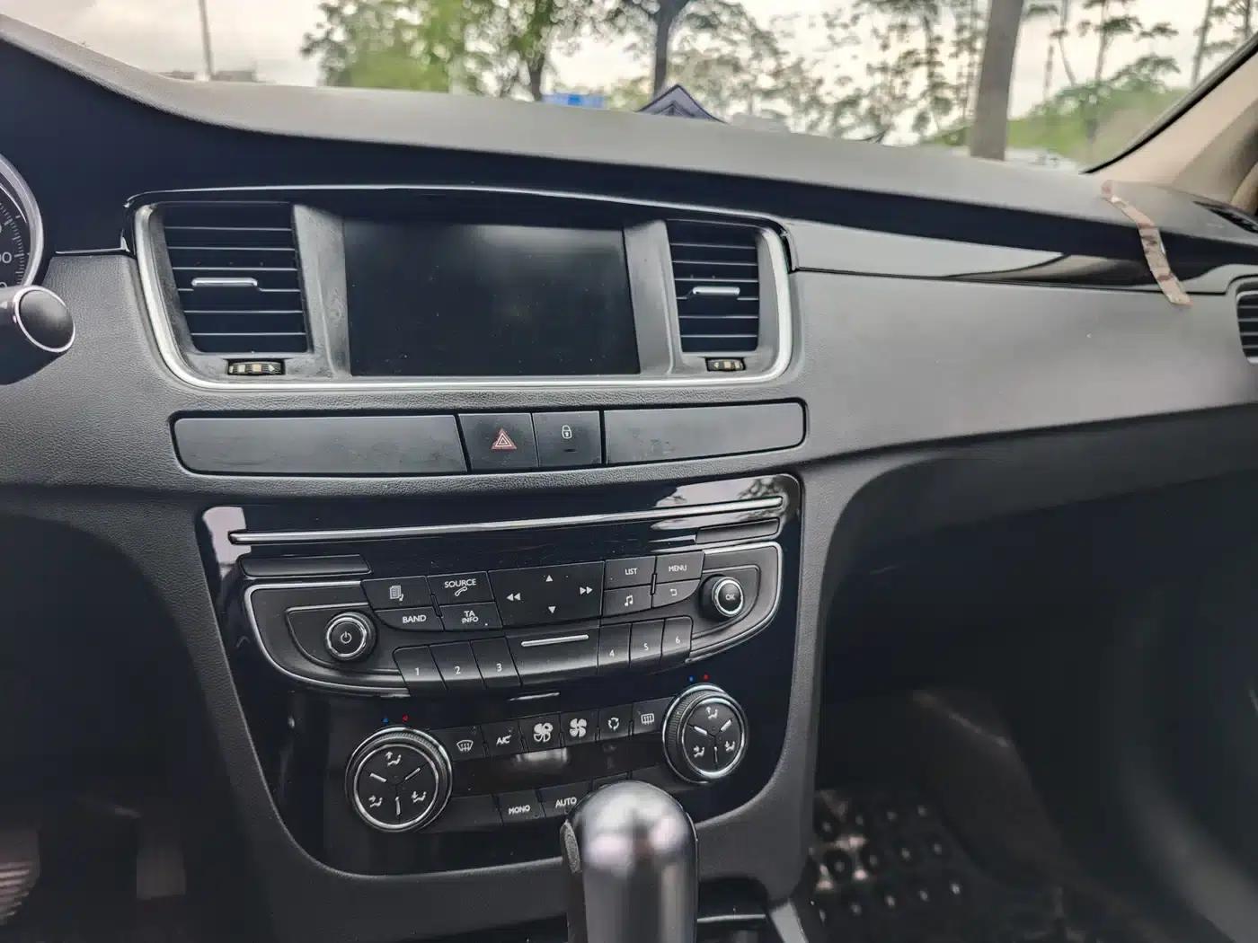 Peugeot 508 2015 1.6THP Automatic Premium Edition — миниатюра 15