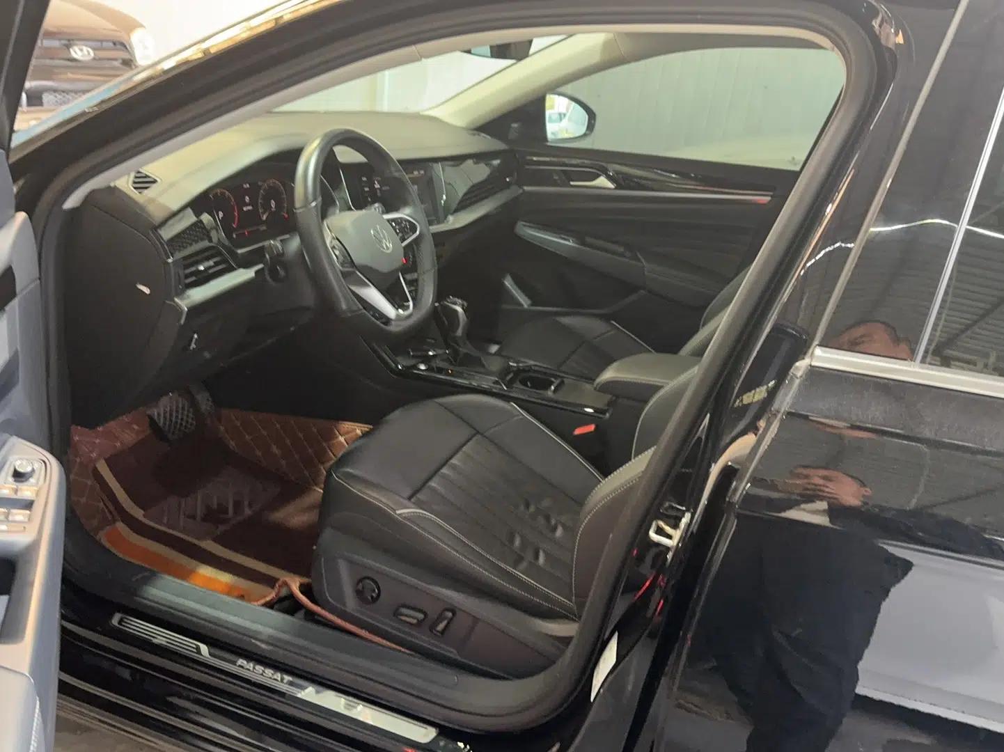 Volkswagen Passat 2023 330TSI Starry Elite Edition — миниатюра 12