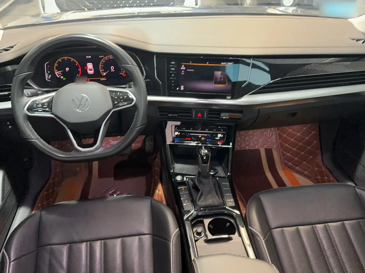 Volkswagen Passat 2023 330TSI Starry Elite Edition — миниатюра 14