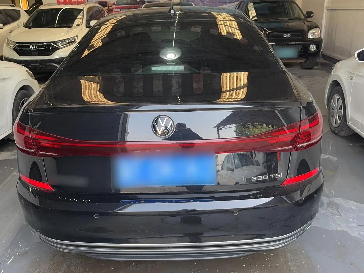 Volkswagen Passat 2023 330TSI Starry Elite Edition — миниатюра 5