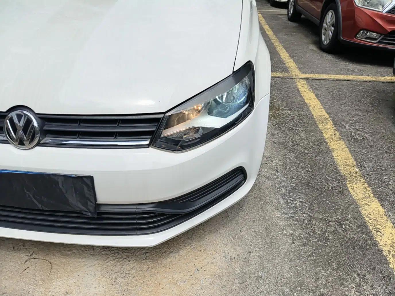 Volkswagen Polo 2016 1.4L Automatic Trendy Model — миниатюра 9