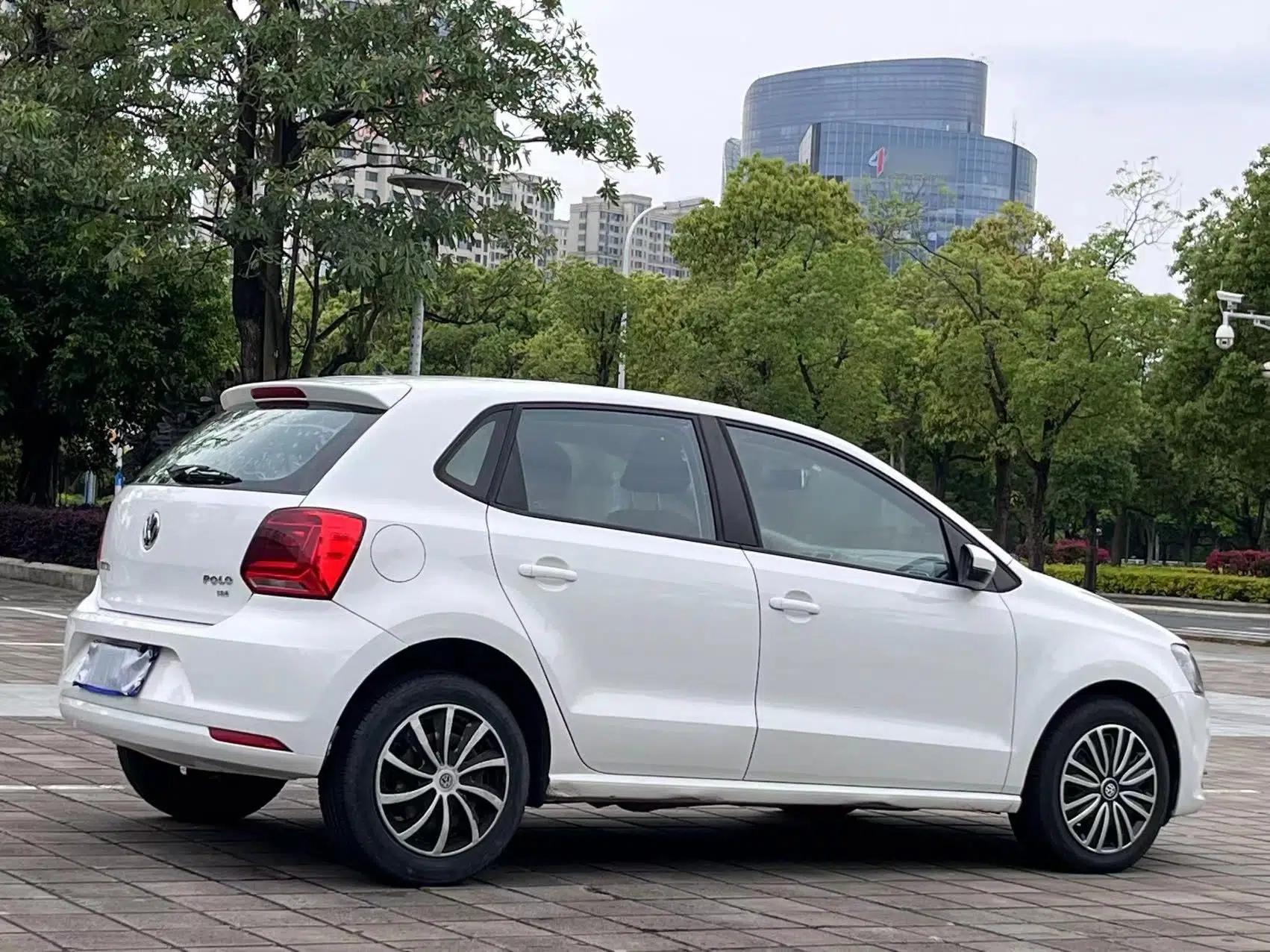 Volkswagen Polo 2018 1.5L Automatic Enjoyment Model — миниатюра 6