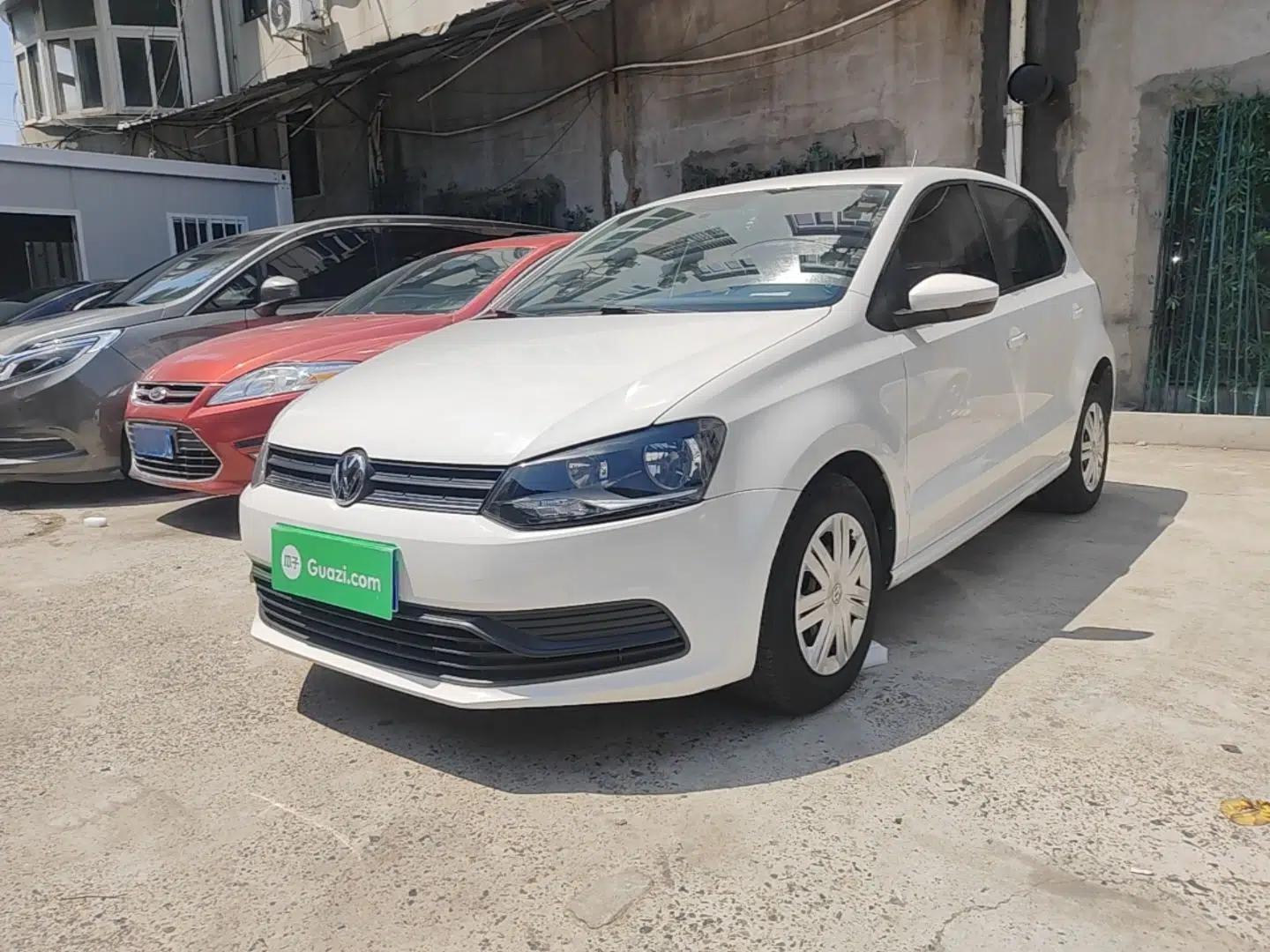 Volkswagen Polo 2018 1.5L Automatic Advanced Driving Model — миниатюра 1