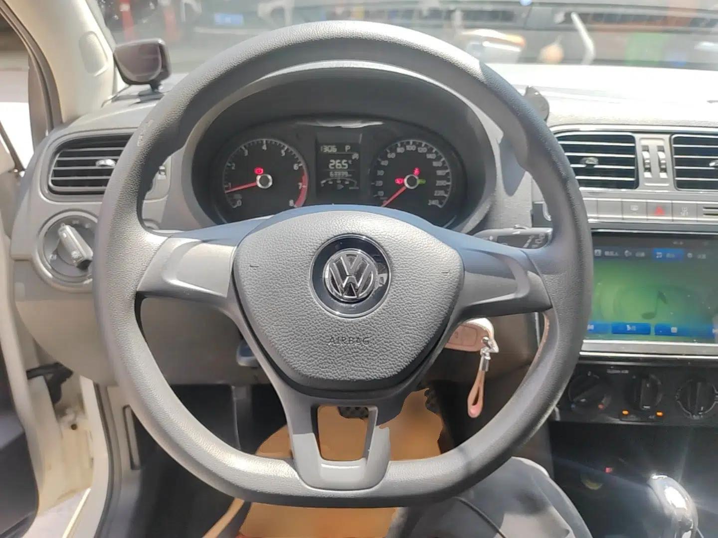 Volkswagen Polo 2018 1.5L Automatic Advanced Driving Model — миниатюра 14