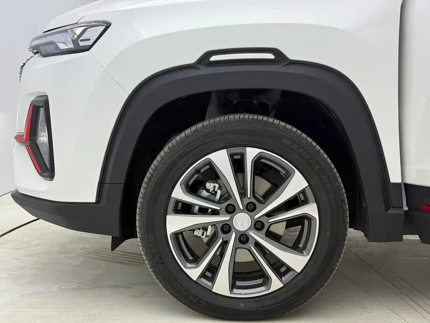 Changan CS35PLUS 2023 Enjoy Edition 1.4T DCT Luxury Model — миниатюра 19