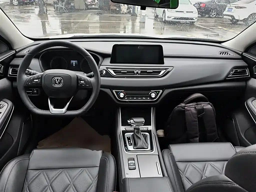Ruicheng CC 2022 Blue Whale Edition 1.5T DCT Luxury — миниатюра 6