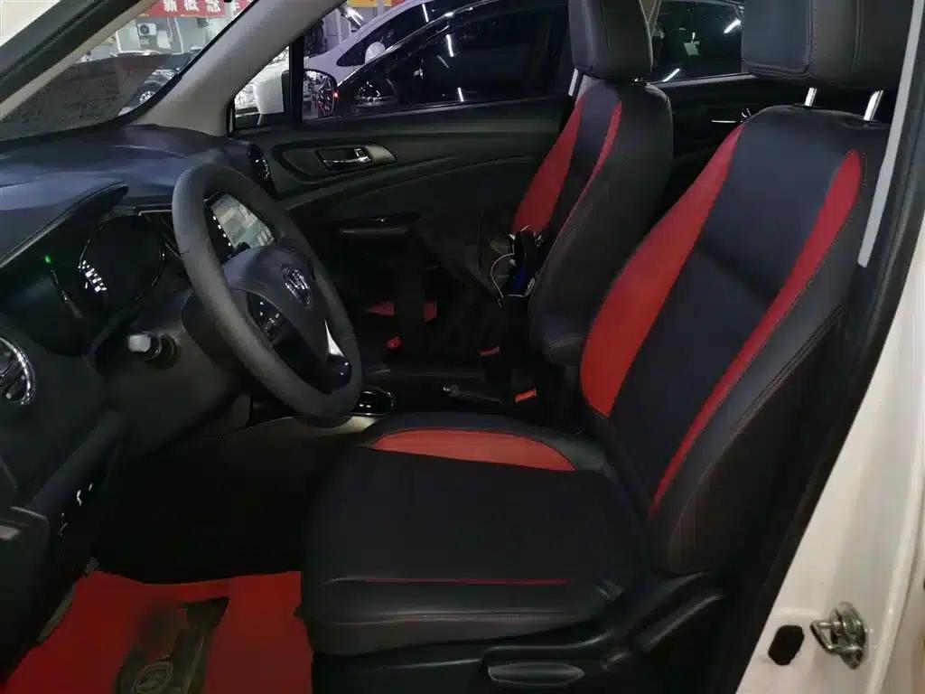 Changan CS15 2016 1.5L Automatic Fashion Edition — миниатюра 8