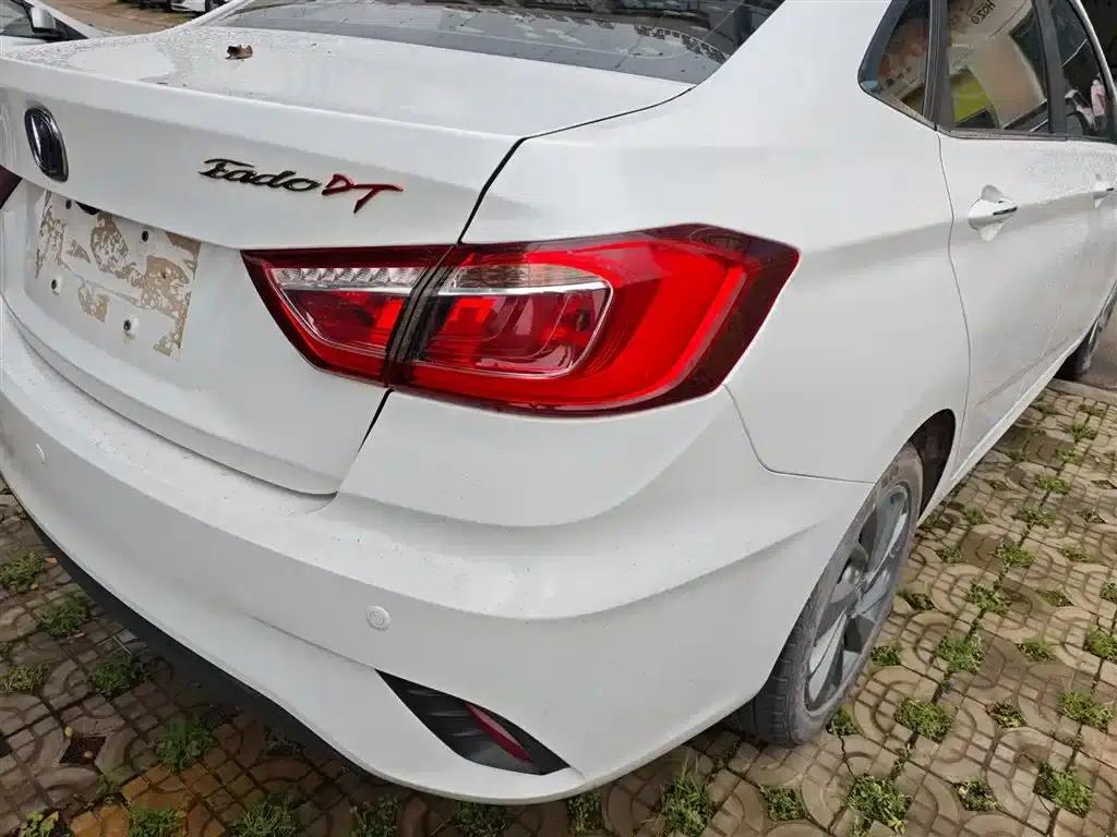 Changan Eado DT 2018 1.6L Manual Smart Edition — миниатюра 8