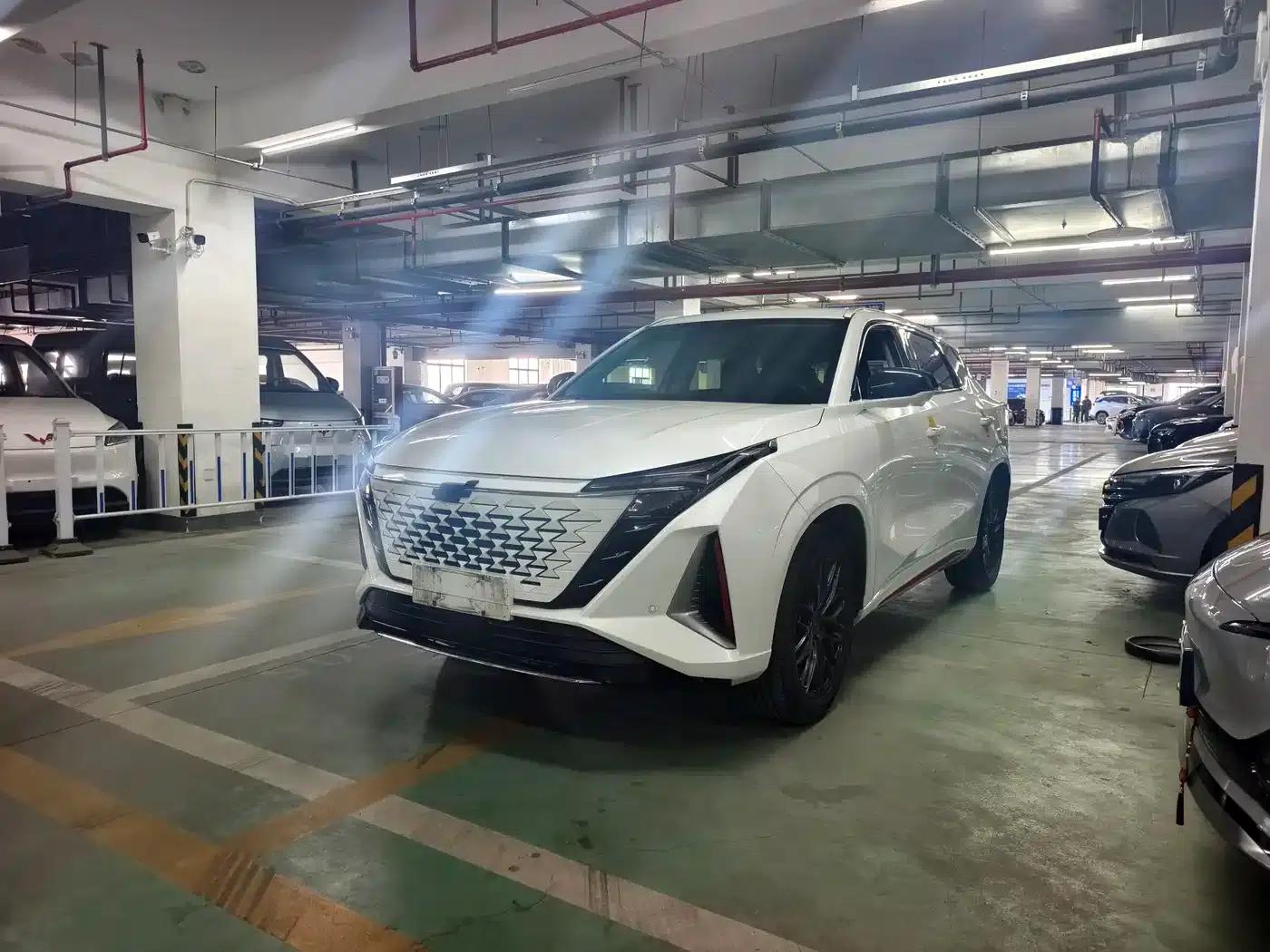 Changan Oushang Z6 2022 Blue Whale 1.5T DCT Smart Edition — миниатюра 1