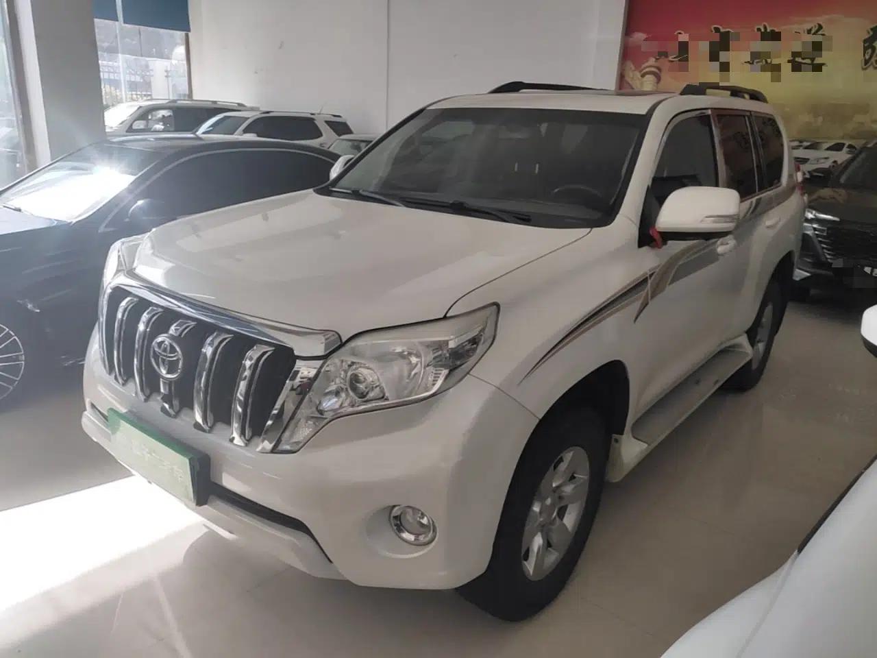 Toyota Prado 2016 2.7L Automatic Standard Edition — миниатюра 1