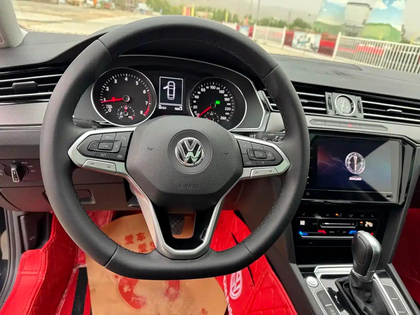 2020 Volkswagen Passat 330TSI DSG Leading Edition — миниатюра 14