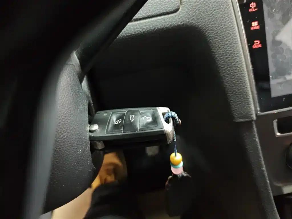 2016 Golf 230TSI Automatic Comfort — миниатюра 9