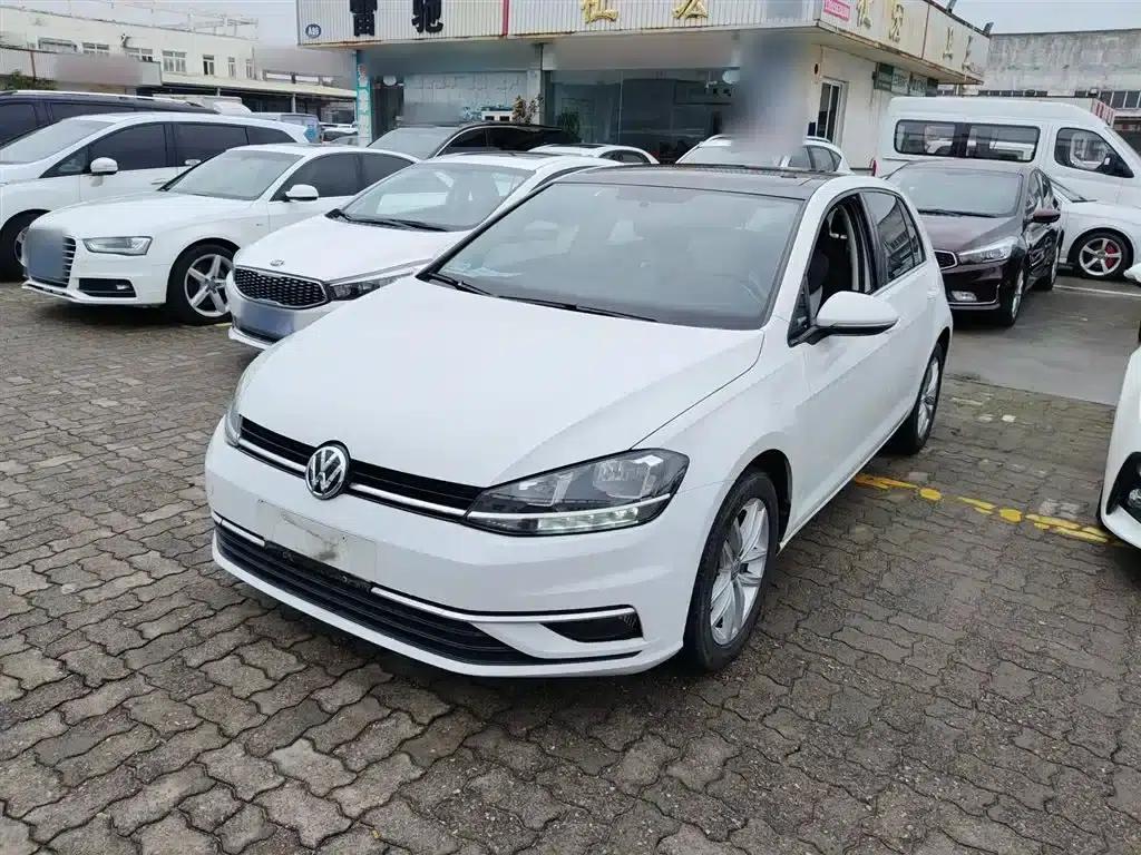 2018 Golf 1.6L Automatic Comfort — миниатюра 1