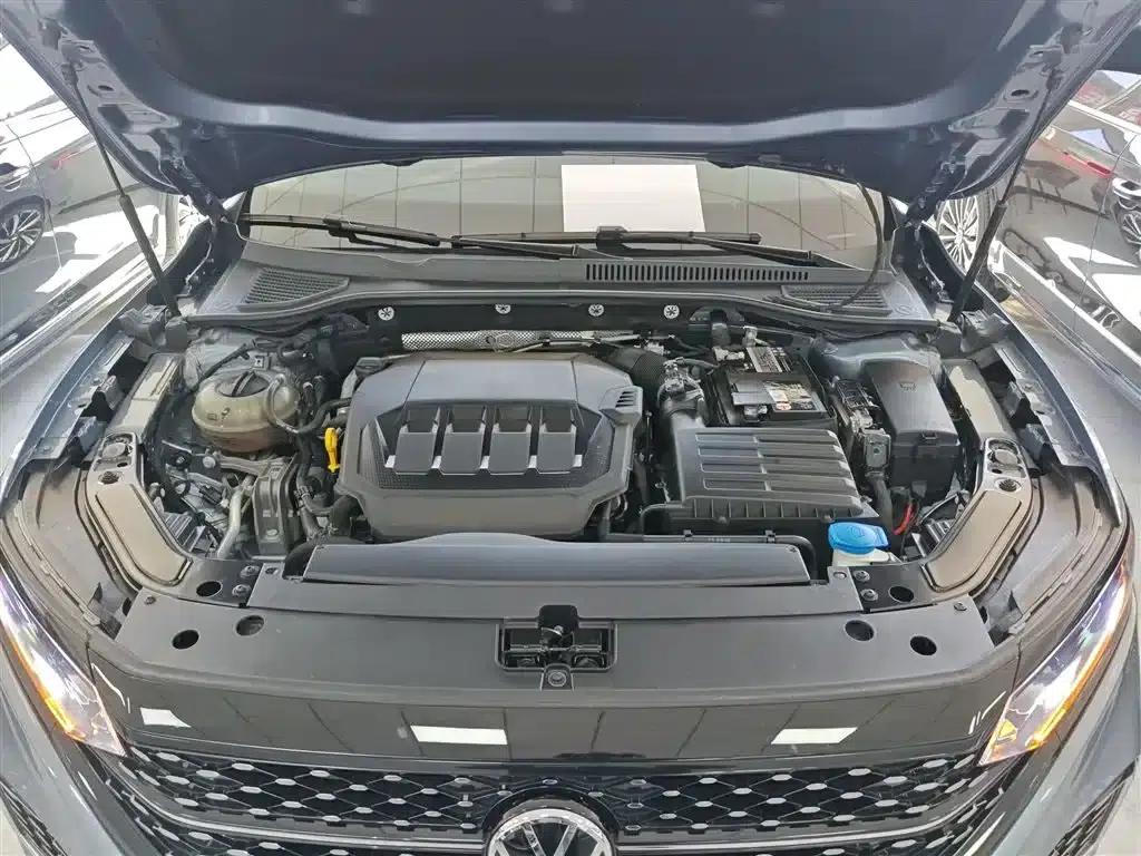 2022 Volkswagen Passat 330TSI Starry Sky Elite Edition — миниатюра 20