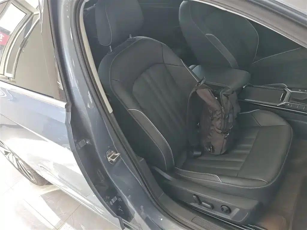 2022 Volkswagen Passat 330TSI Starry Sky Elite Edition — миниатюра 25