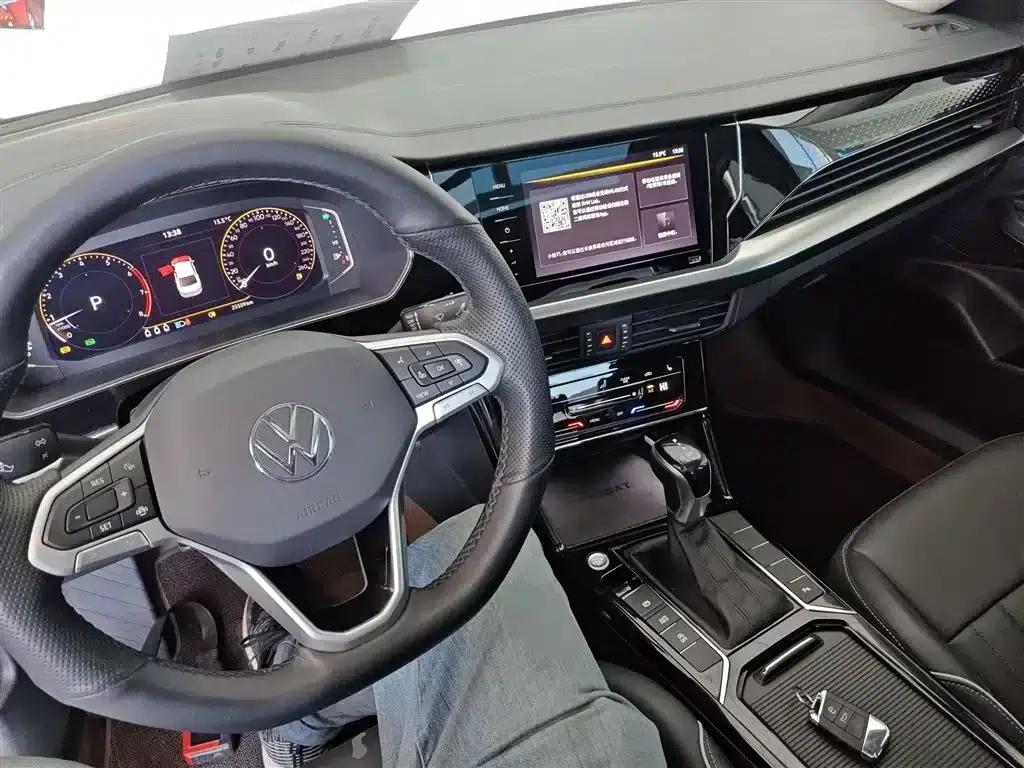 2022 Volkswagen Passat 330TSI Starry Sky Elite Edition — миниатюра 10