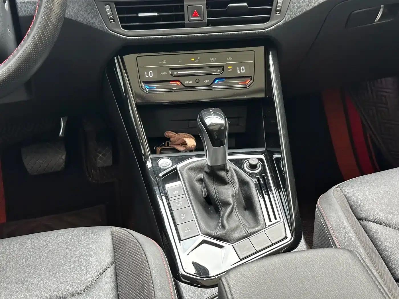 Tayron 2021 330TSI 2WD 3rd Anniversary Limited Edition — миниатюра 15