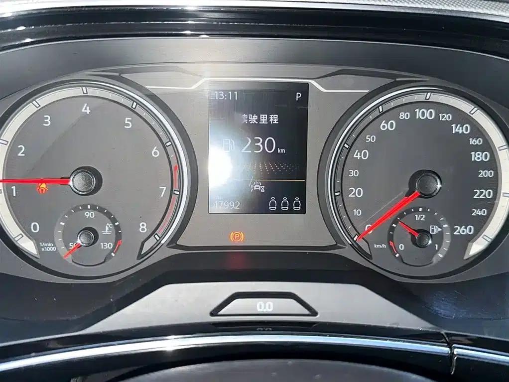 Tayron 2021 330TSI 2WD Luxury Intelligent Edition — миниатюра 4