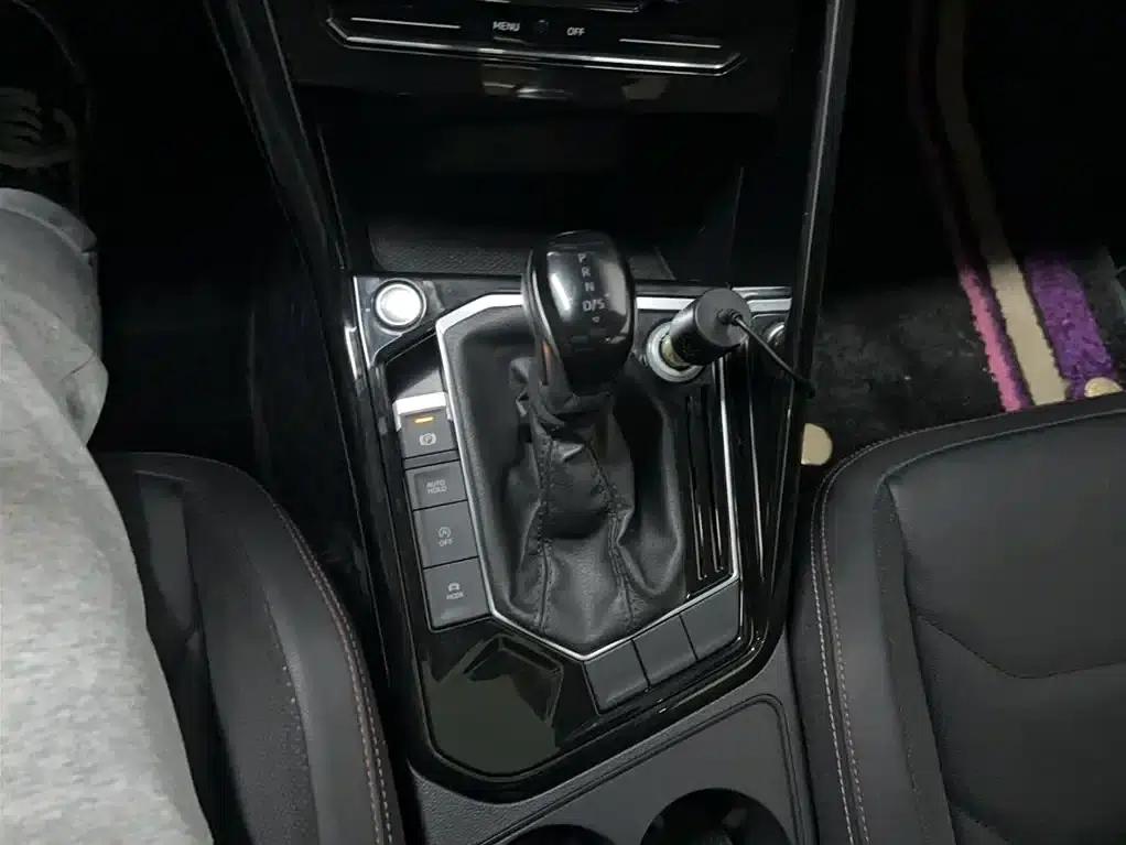 Tayron 2021 330TSI 2WD Luxury Intelligent Edition — миниатюра 9