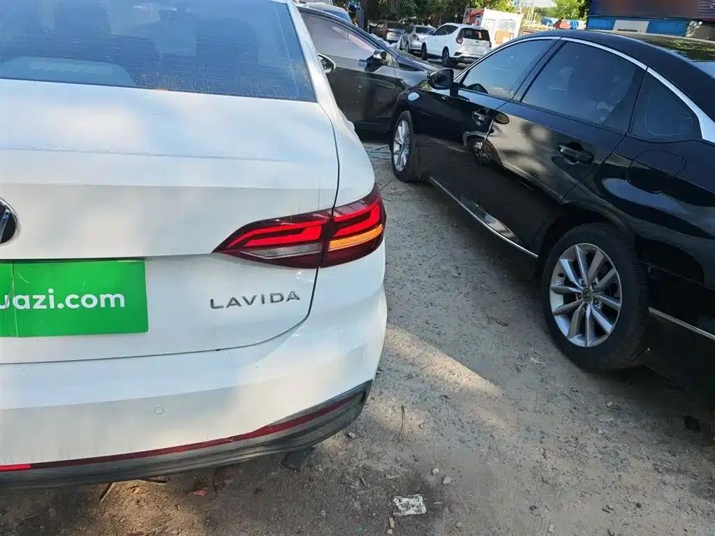 2023 Volkswagen Lavida 1.5L Automatic Comfort Edition — миниатюра 8
