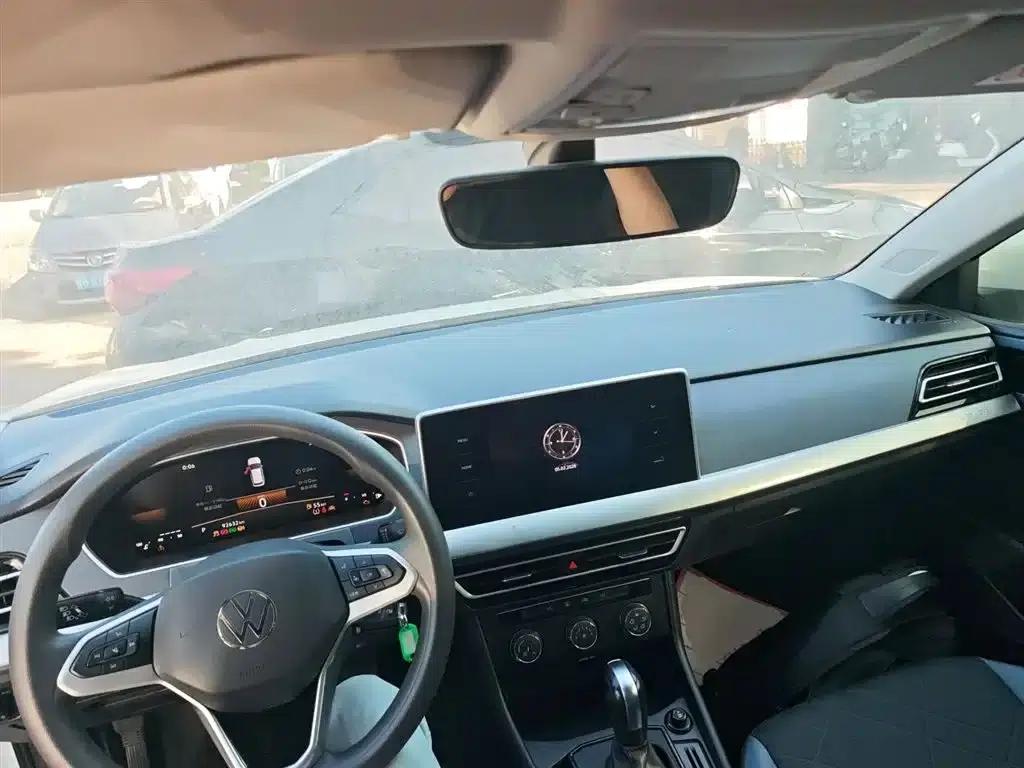 2023 Volkswagen Lavida 1.5L Automatic Comfort Edition — миниатюра 10