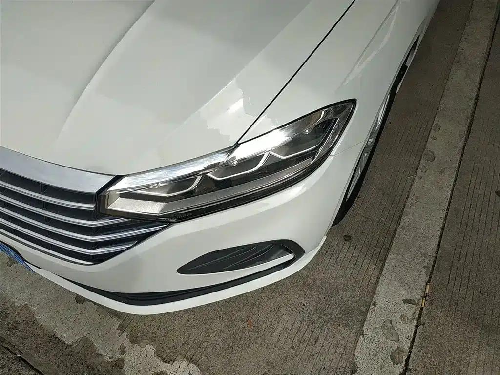 2023 Volkswagen Lavida Facelift 1.5L Automatic Comfort Edition — миниатюра 17