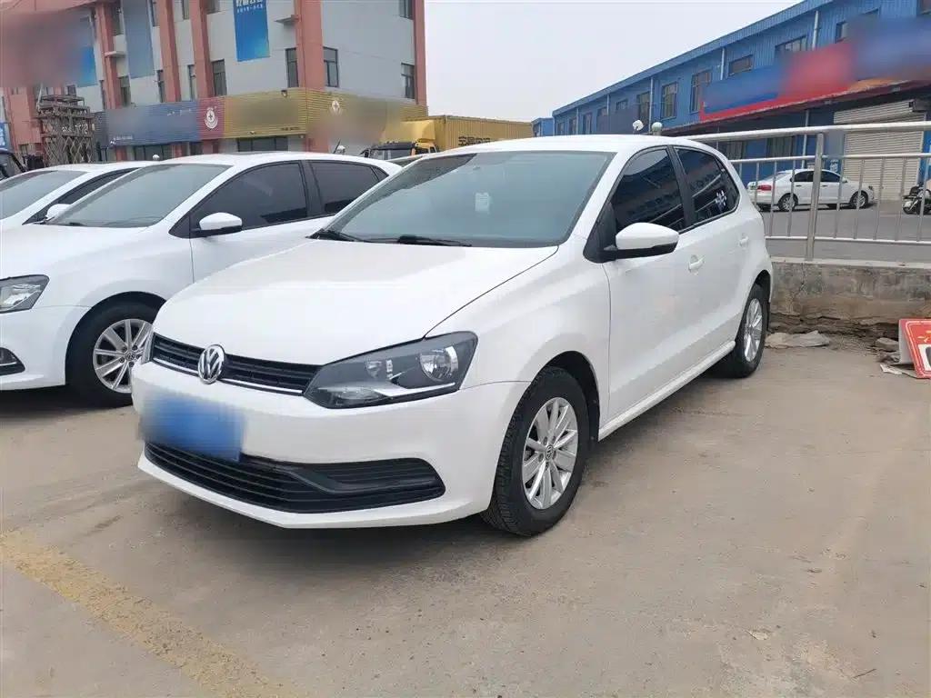 2016 Polo 1.4L Automatic Fashion Edition — миниатюра 1