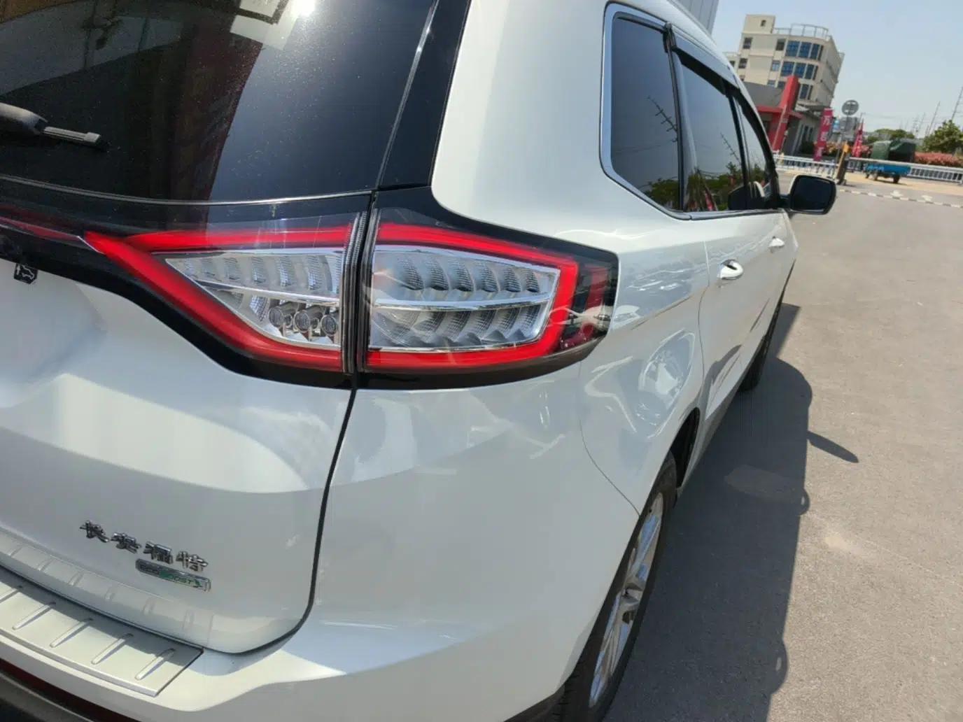 Ford Edge 2018 EcoBoost 245 Two-Wheel-Drive Titanium 7-Seater China V Standard — миниатюра 7